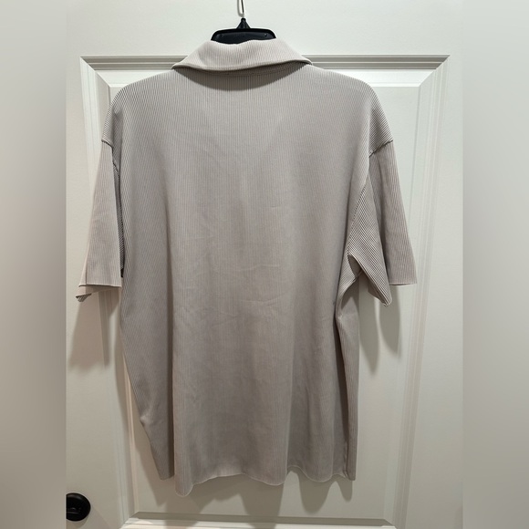 Reiss Short Sleeve Shirt 
Color: Silver - Picture 3 of 3